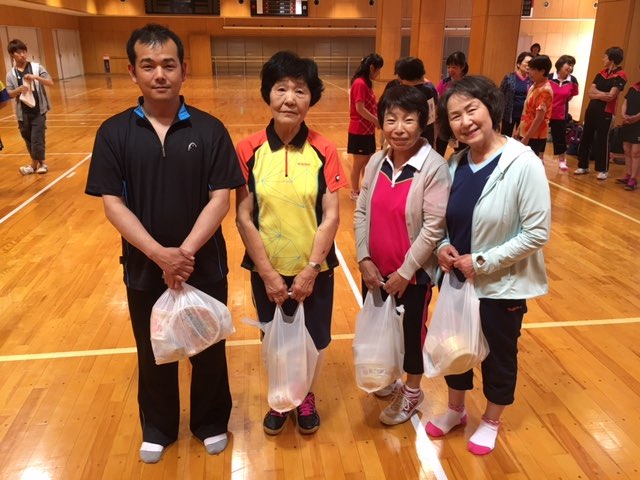 Bクラス優勝 北出・福沢・児玉・水谷(香)組